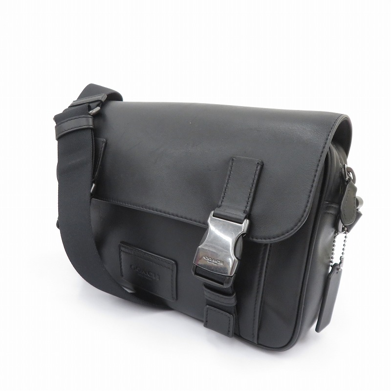 COACH トラック クロスボディバッグ J2380-C2715を買取させていただきました！