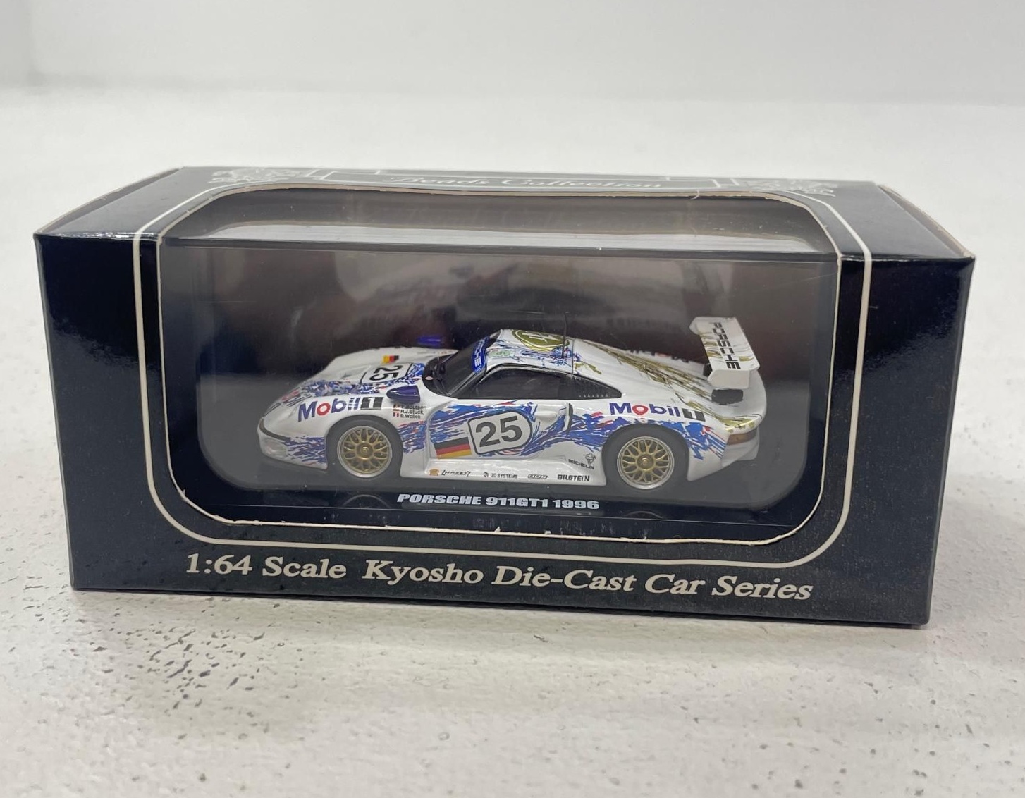 83SztT7QRedi4puDYsDVKk